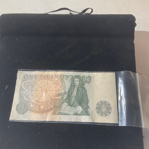 85 - Old one pound note in very good condition