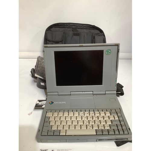 390 - Gateway 2000 vintage laptop including books and leads all in  case as untested