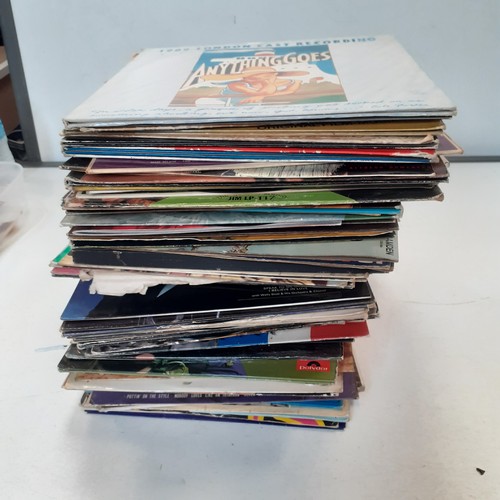 37 - Very very large collection of vinyl inc Flash Gordon, Jim Reeves, classical & so much more (approx 4... 