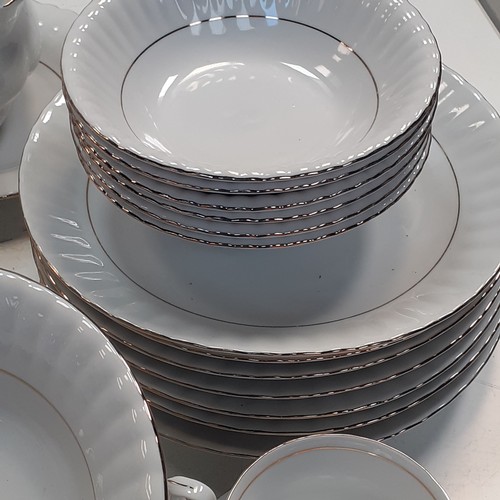 510 - Large selection of Chodziez dinner service and tea set. Good condition with no damage