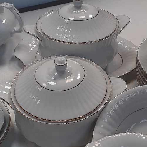 510 - Large selection of Chodziez dinner service and tea set. Good condition with no damage