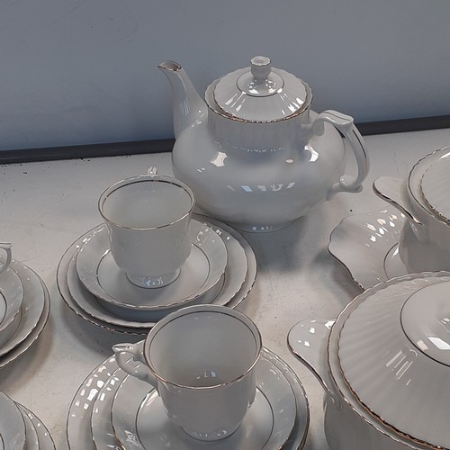 510 - Large selection of Chodziez dinner service and tea set. Good condition with no damage