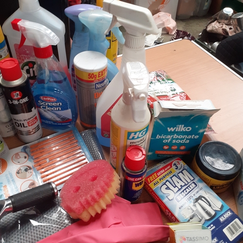 10 - Large quantity of household 'under the sink items'. Some part used and some new in packet. All very ... 