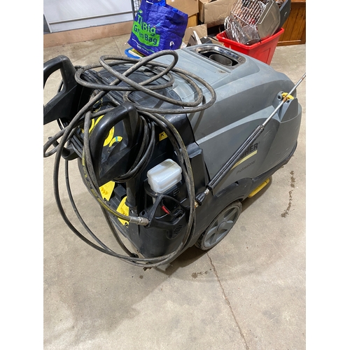 235 - Karcher professional HDS 7/10-4M hot water high pressure commercial cleaner