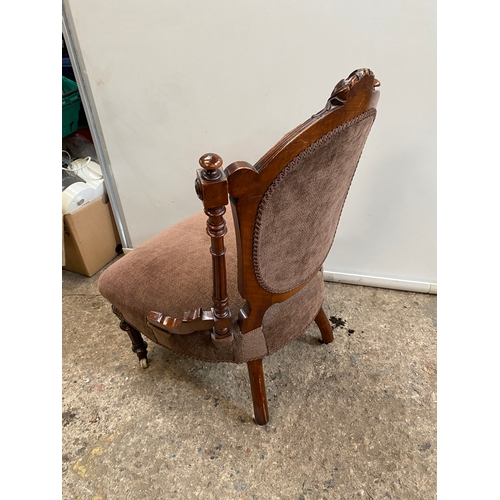 389 - Upholstered low boudoir/nursing chair in nice condition