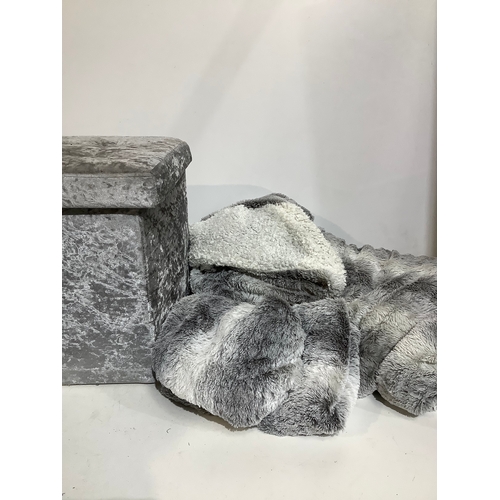 347 - Two teddy bear fluffy double duvets and pillowcases all in a grey crushed velvet box