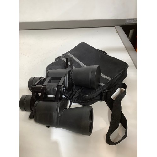 429 - Optus binoculars 8x24x50 Zoom Sehfeld 78mm with case