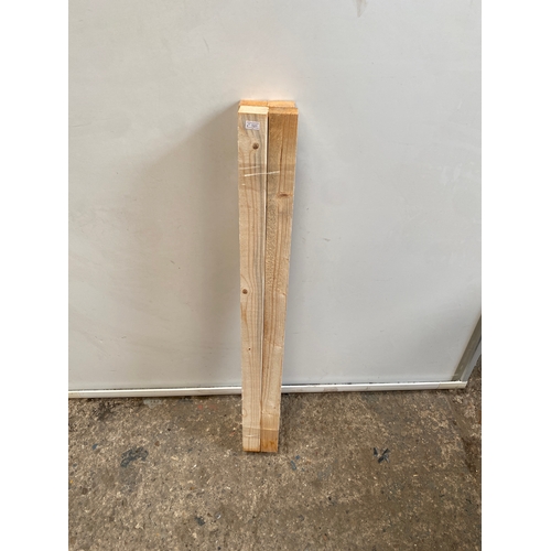 124 - Pack of 4x 3ft long timber - 2x2’’