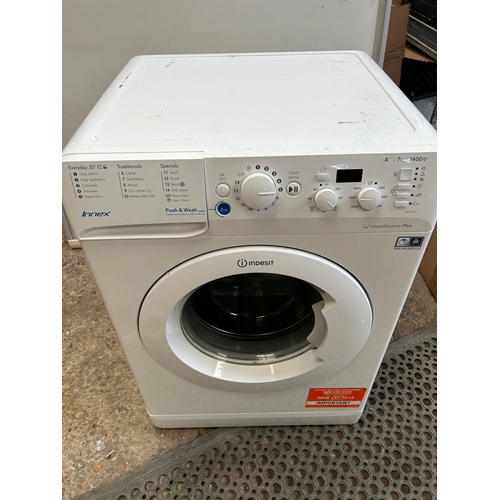 130 - Indesit 7kg washing machine - clean & working order