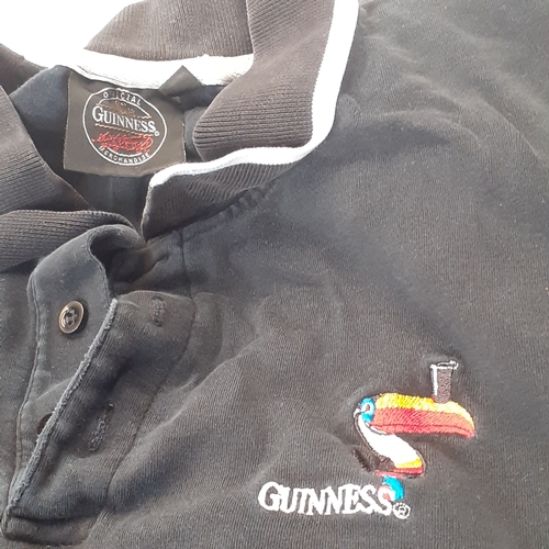 22 - A Guiness clothing bundle. Includes his and hers dressing gowns and 5 t-shirts. Sizes are larger siz... 