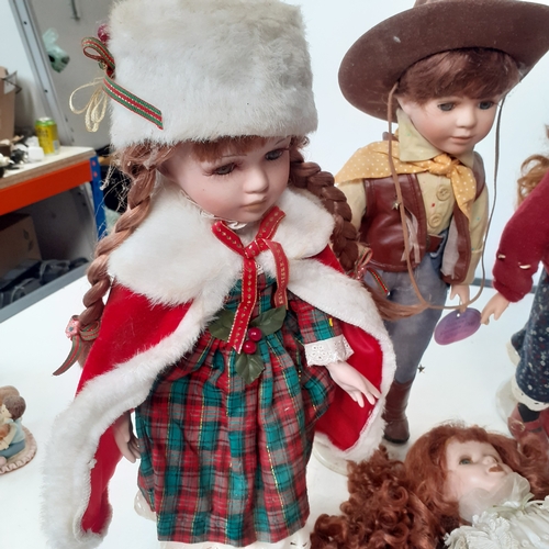 26 - Old porcelain dolls x 4. Need a clean up due to storage, however,  there is no damage to the dolls t... 