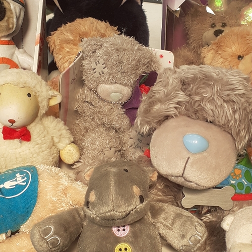 27 - A quantity of collectable bears including me to you, pooh bear, meerkats and more