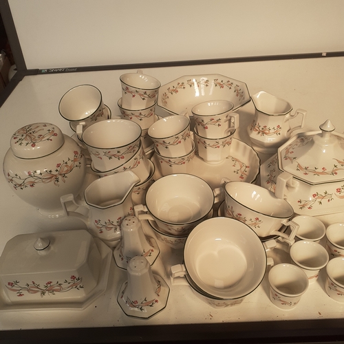 40 - Good quantity of Johnson Bros. Eternal Beau dinner service. More than 24 pieces including butter dis... 