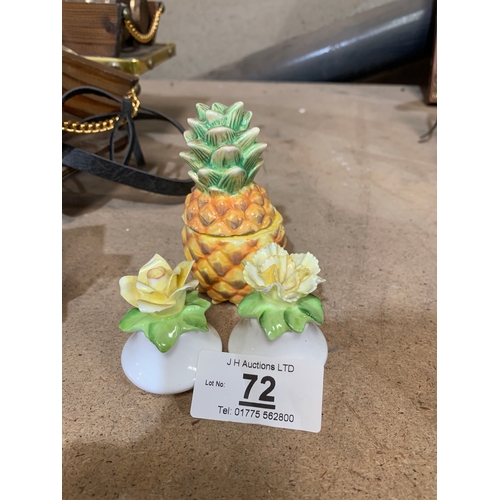 72 - Pineapple & small flower cruet set