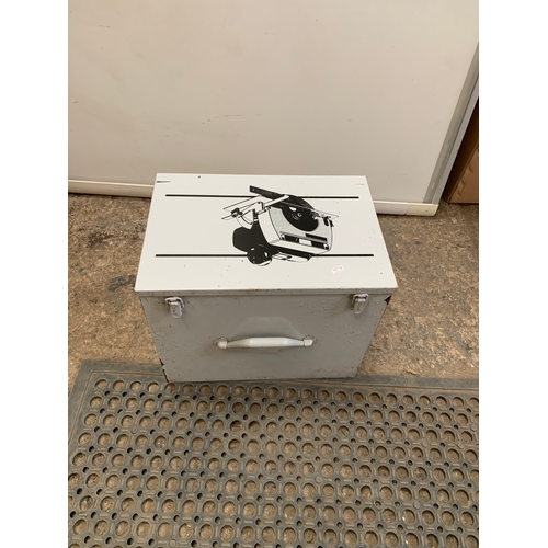 241 - Black & decker Circular saw & jigsaw in metal case