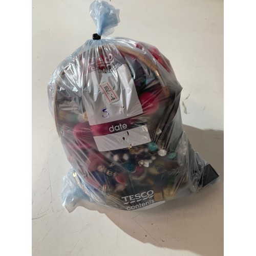 115 - large bag of mixed costume jewellery