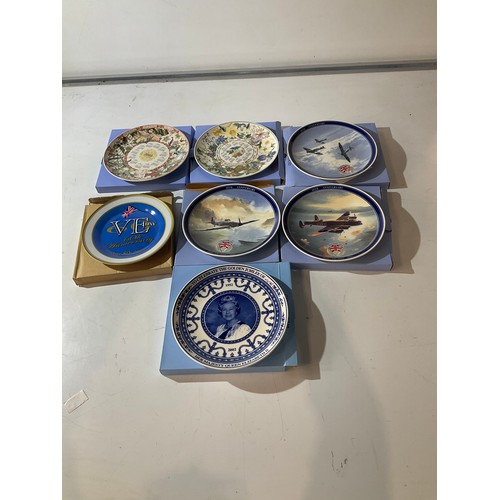 267 - Quantity of Wedgwood collectible plates