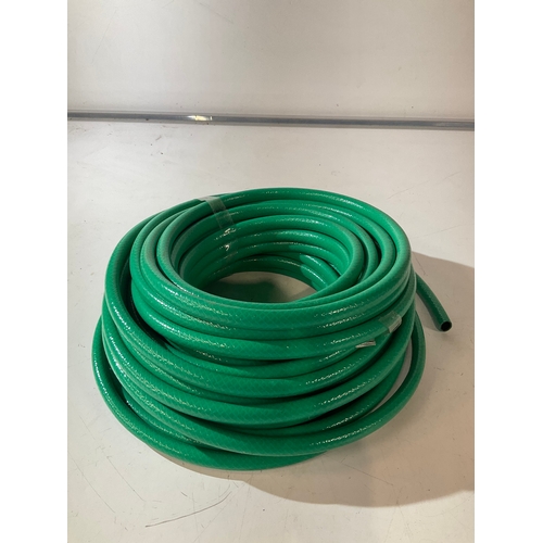 149 - Length of green hose pipe