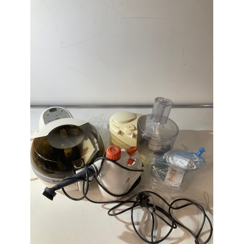 175 - Mixed lot to include Kenwood food processor, vax hand held steamer and Tefal actifry