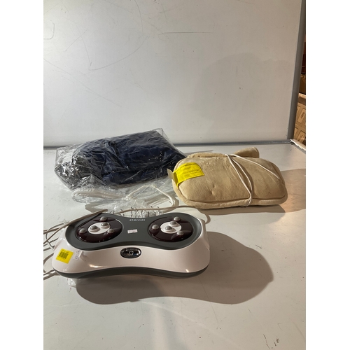 221 - Shiatsu foot massager, air bed and shiatsu pillow with heat