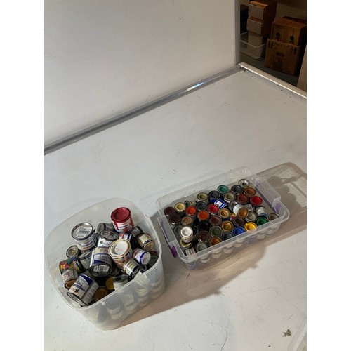 466 - Large quantity of humbrol enamel miniature paints