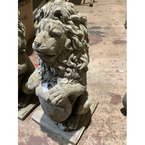 290A - Small concrete lion garden statues 40cm high