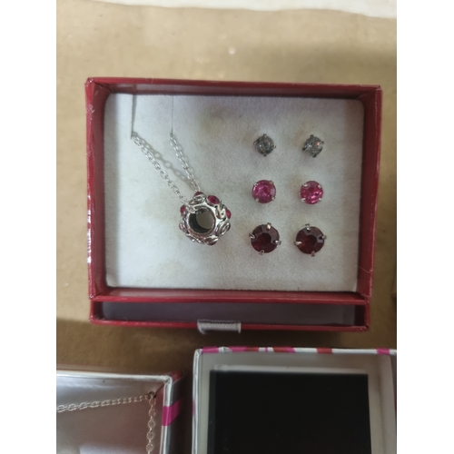 99A - Sets of new matching necklace earrings sets in boxes