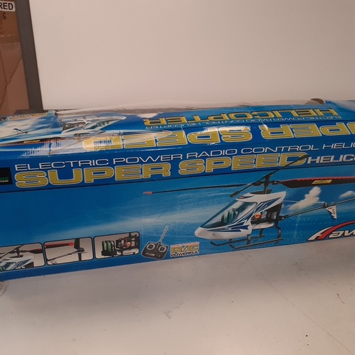 39 - Remote control Electric power radio control helicopter. Super speed. All complete but untested due t... 