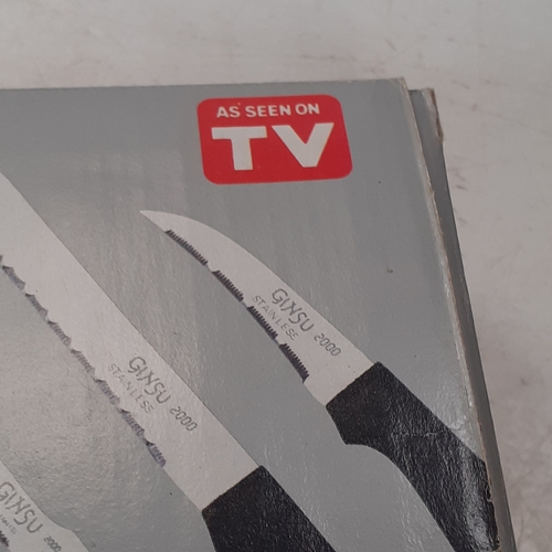 41 - Ginsu 10 piece Gourmet Cutlery set. Good quality, original boxed kitchen knives. Good condition