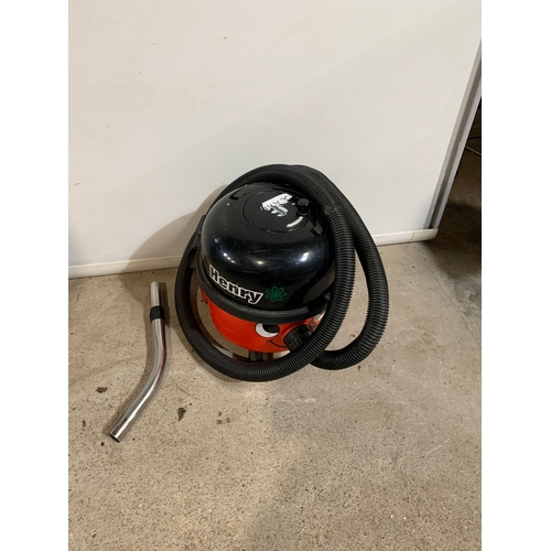 304 - Henry hoover in working order