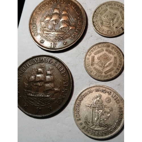 26A - SOUTH AFRICA coinage :Pennies dated 1936,37and 1940 Threepences 1938 and 1942 Sixpences 1927 and 193... 