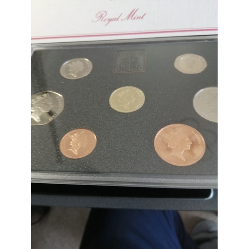 33A - 1987 proof set 1 pound to 1p (7 coins) in red deluxe leather case