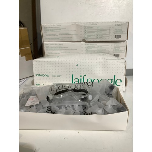 353 - 5 boxes of 15 safety goggles