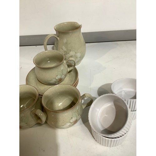 534 - Large quantity of fine stoneware Denby