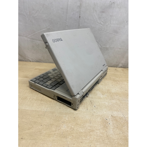 202A - Vintage Toshiba T4600 laptop - as untested