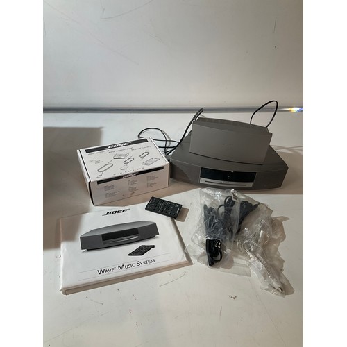 122 - Bose wave music system with wave connect kit. All working
