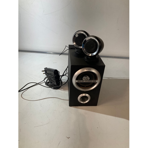 451 - Sony 2.1 pc speaker system