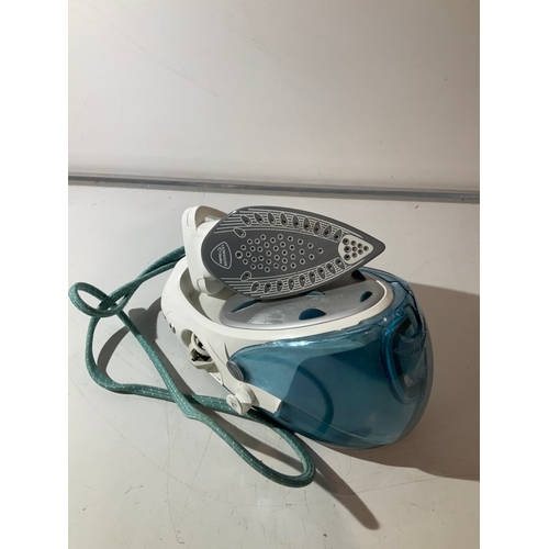 456 - Tefal steam iron