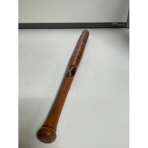 298 - Baseball bat