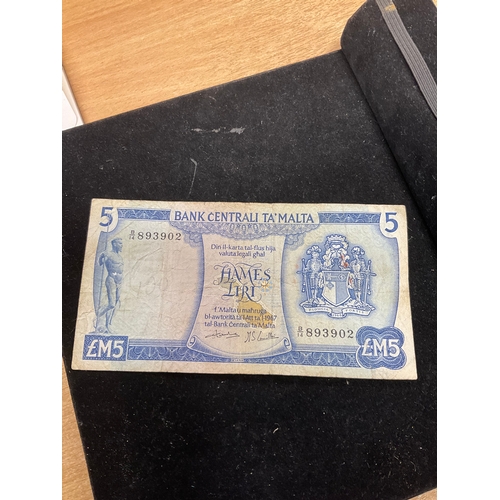 173A - Old bank of Malta five pound note