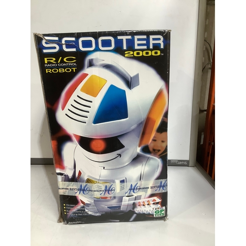 448 - Scooter 2000 R/C radio control robot
