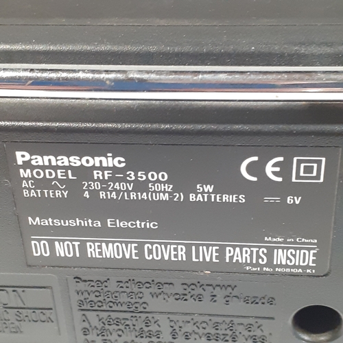 39 - Panasonic 4 band receiver GX500. Model RF - 3500. Good working condition