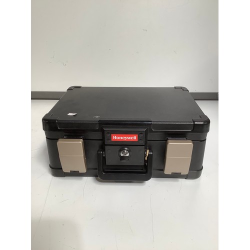 491 - Honeywell heavy duty portable safe with key