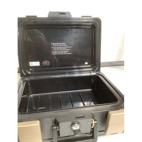 491 - Honeywell heavy duty portable safe with key