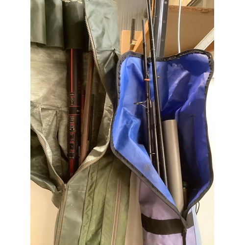 319 - 2 fishing bags with fishing rods