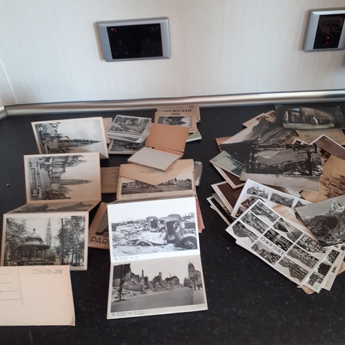 17 - Good quantity of real picture postcards from the early/mid 1900s. Includes places of interest such a... 