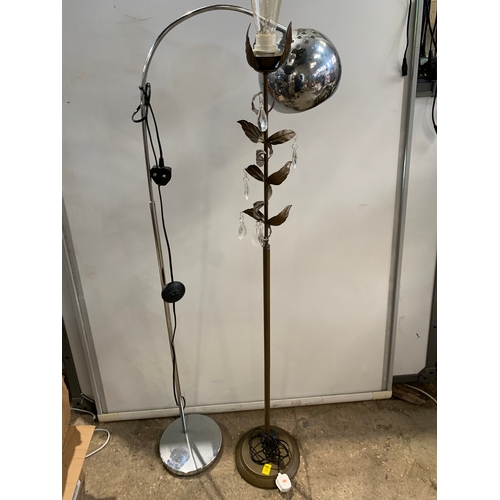 224 - Brass effect leaf floor lamp & one other chrome lamp