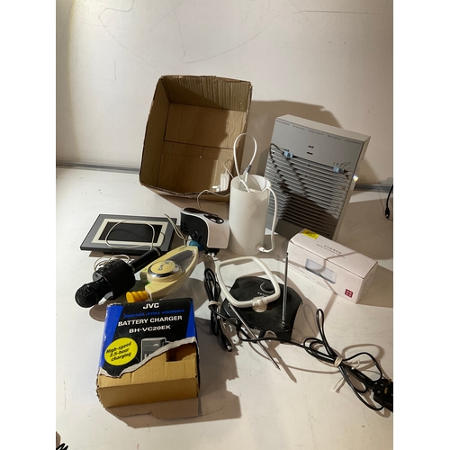 163 - Mixed lot to include microphone, battery charger, fan heater and more