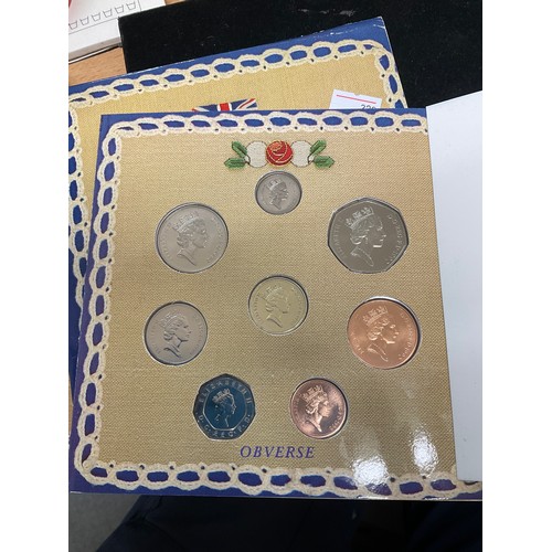 73 - 1990 royal mint United Kingdom coin collection