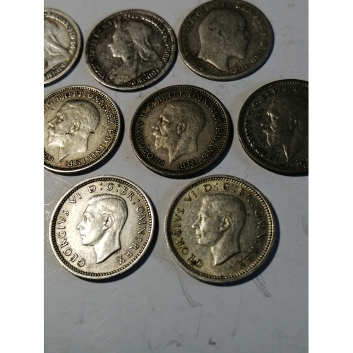 27A - 10 x silver threepenny bits coins 1898 to 1940 (1921 in about extremely fine condition)